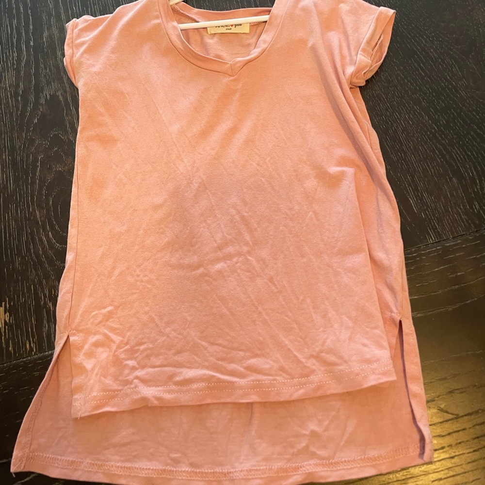 Kids’ Small pink/salmon shirt